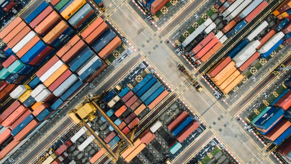 KI-gestützte Bilderkennung zur automatischen Identifikation von Produkten in Logistikprozessen