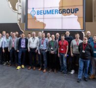 BEUMER und Fraunhofer starten Robotik-Lab