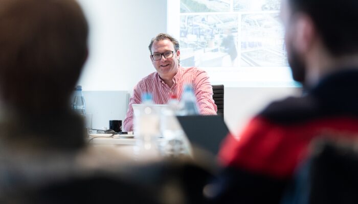 Lars Gregor hat sein Amt als Geschäftsführer sowie seine operativen Tätigkeiten für das Unternehmen niedergelegt.
