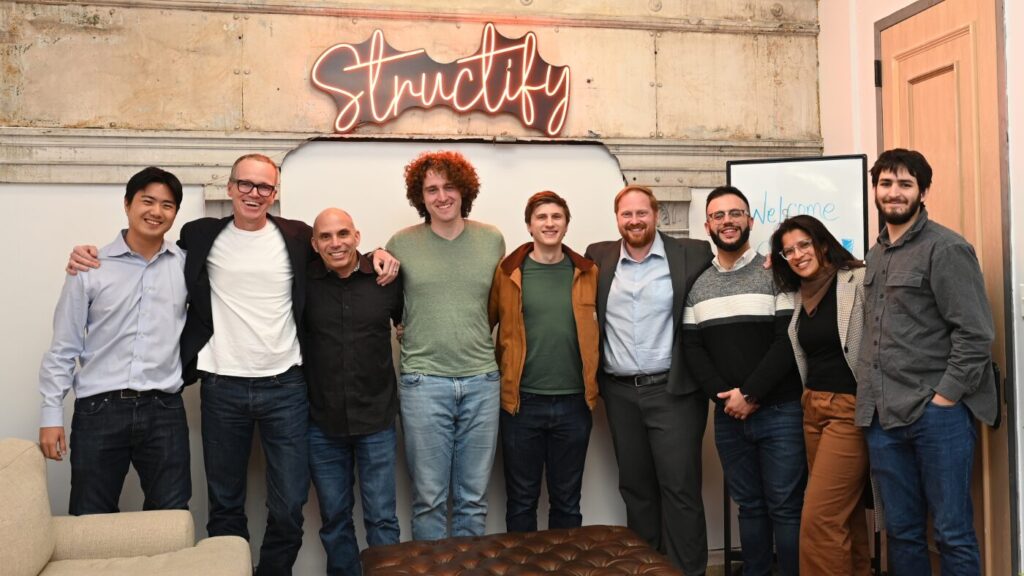Steele Arbeeny, Alex Reichenbach, Alex Goldstein, Dominik Wittenbeck, Hovik Minasyan, Laura Garcia und Nico Marin Gamboa © SNP